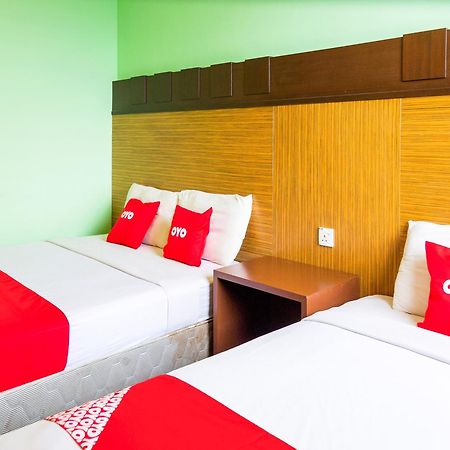 Oyo 89408 Royal Hotel Keningau Eksteriør billede