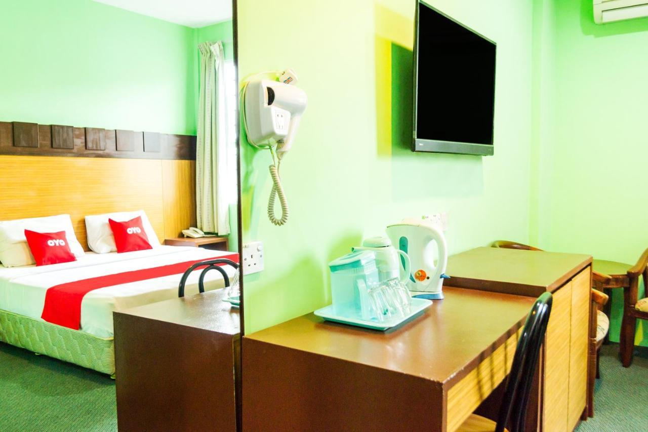 Oyo 89408 Royal Hotel Keningau Eksteriør billede