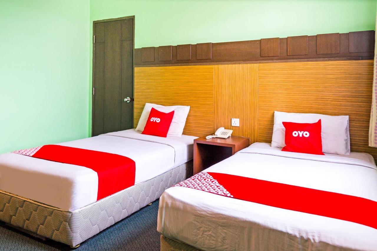 Oyo 89408 Royal Hotel Keningau Eksteriør billede